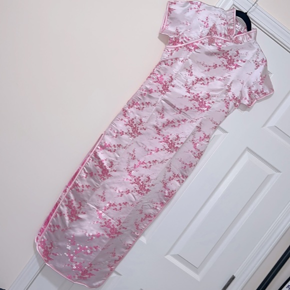 🆕 Chinese Traditional Long Cheongsam Qipao Dress with Cherry Blossoms - Picture 1 of 8